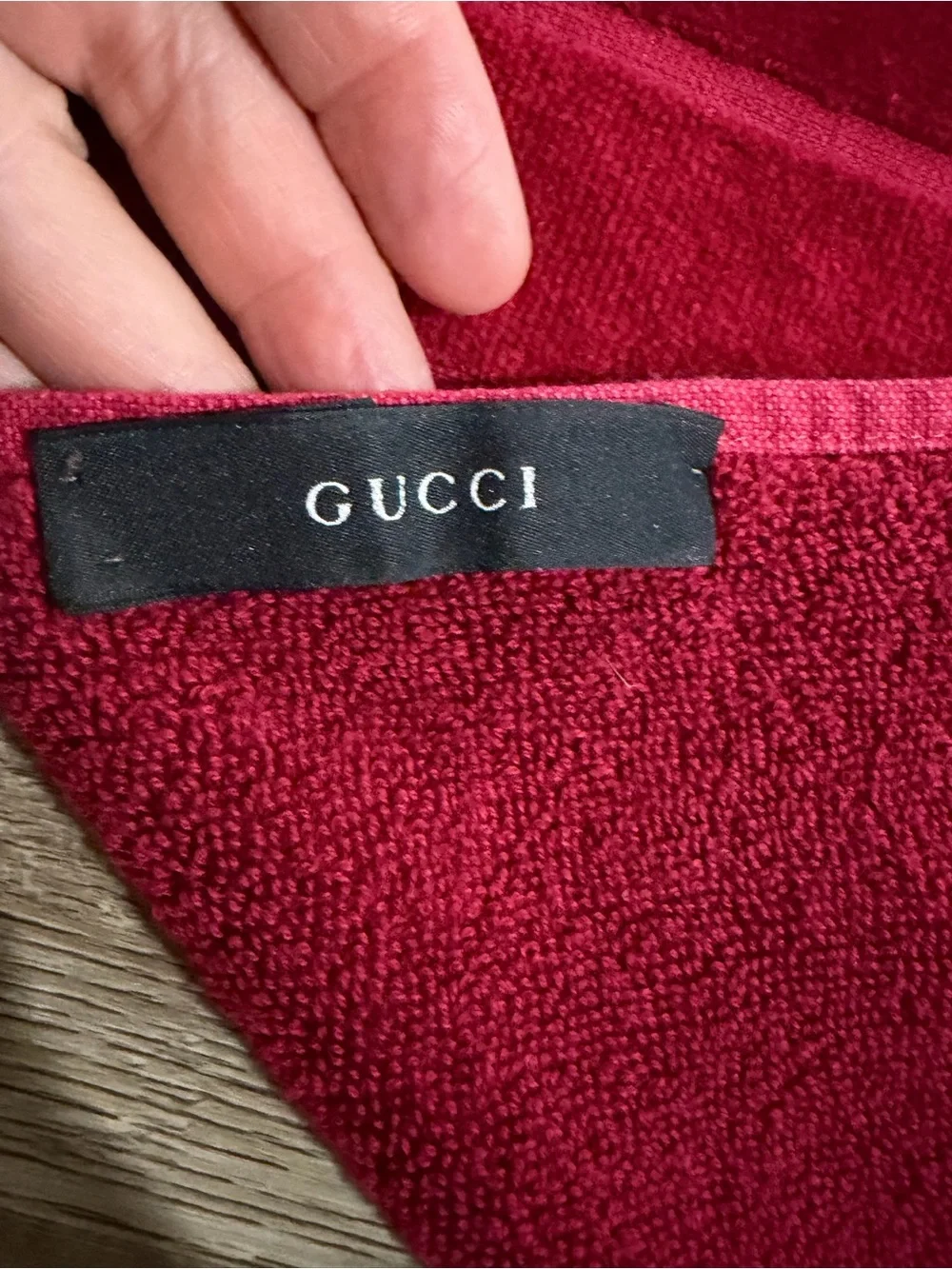 GUCCI Beauty Burgundy Luxury Large Beach Bath Sheet Towel 67.5 X 45 Inches